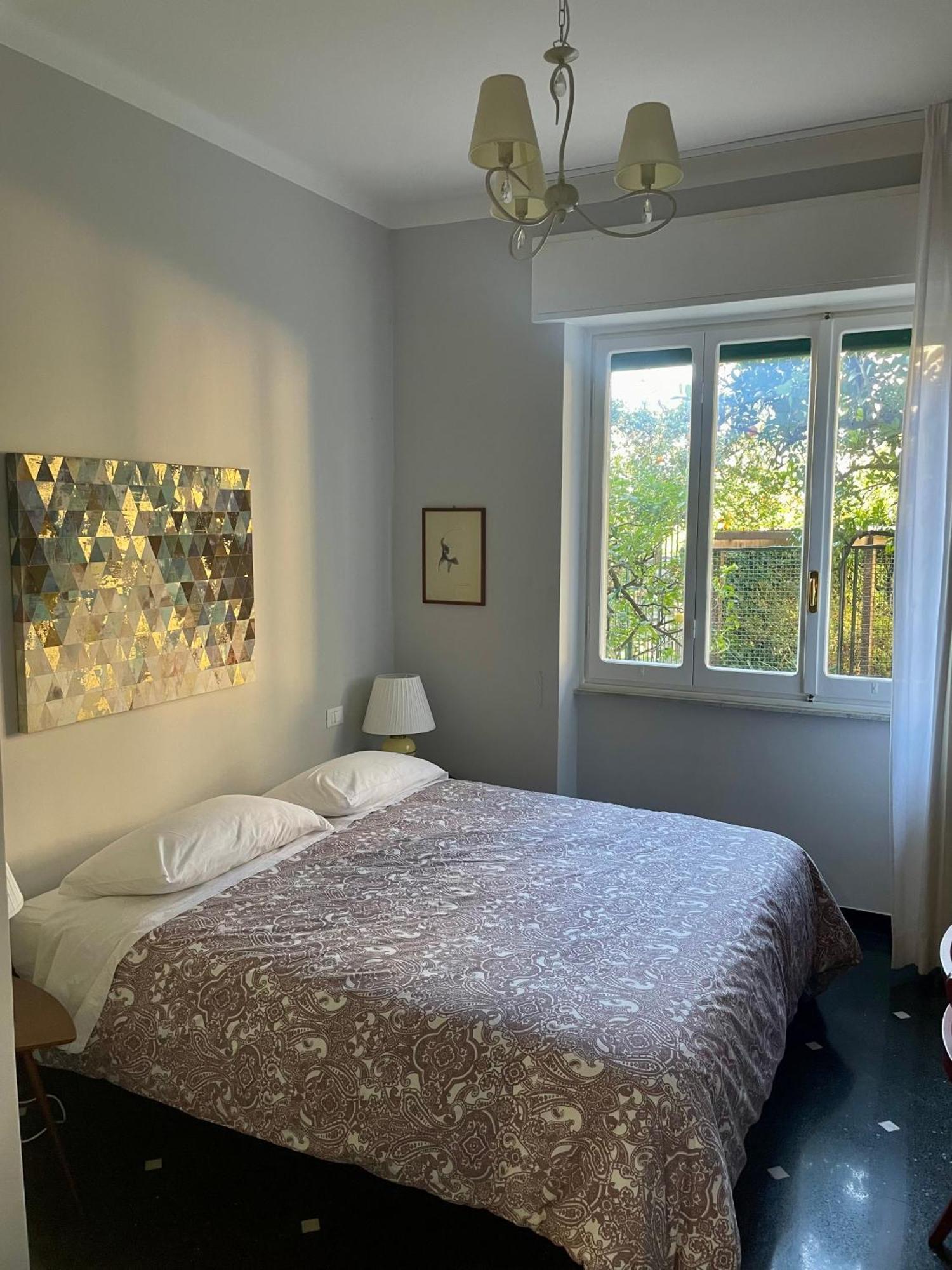 Casa Di Aldo: Casa Nel Centro Di Nervi. Apartment Genoa